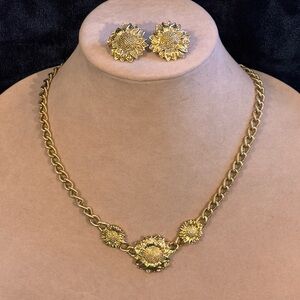 Vintage 1928 Gold Sunflower Necklace & Clip Earring Set | Romantic Floral
